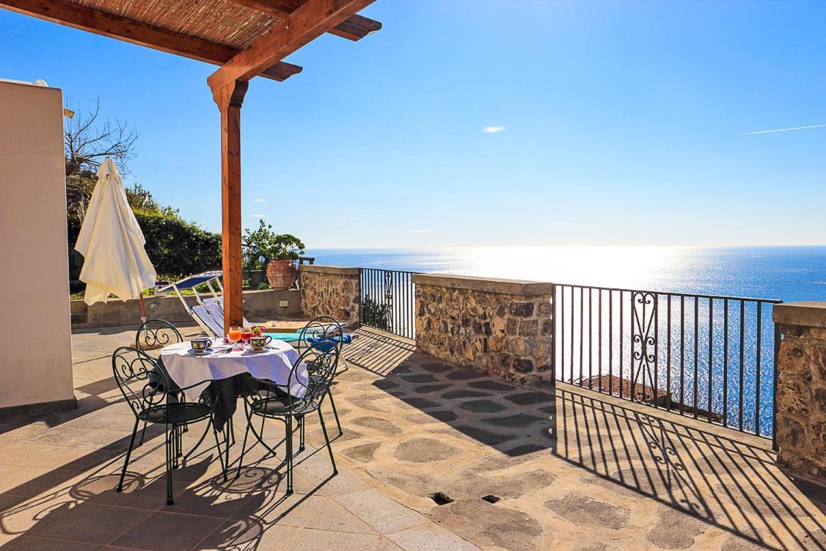 Villa Il Frantoio And Lilmar Праяно Екстериор снимка