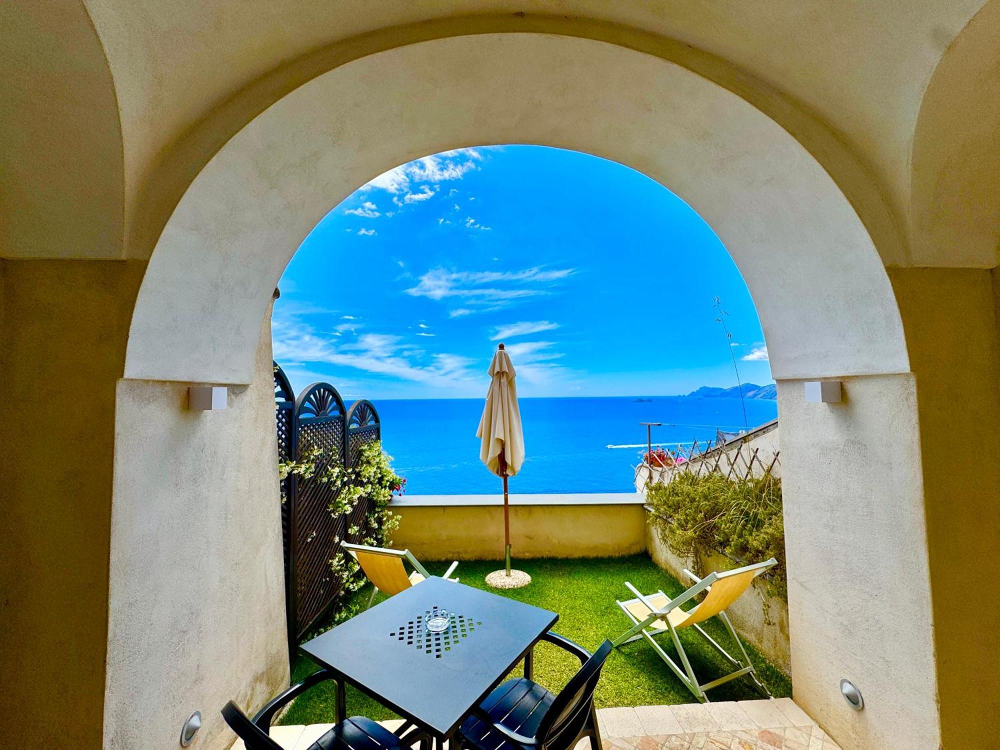 Villa Il Frantoio And Lilmar Праяно Екстериор снимка