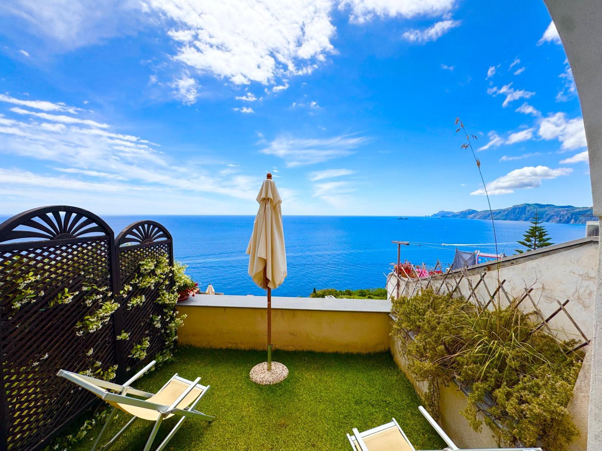 Villa Il Frantoio And Lilmar Праяно Екстериор снимка